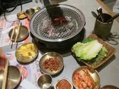 -草家酱蟹炭火烤肉店(珲春南路一店)