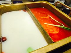 -尚尚仙·酸汤猪手·猪肚鸡火锅(华联万柳购物中心店)