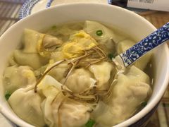 一两开洋-笑来喜馄饨小笼工坊店(湖滨街店)