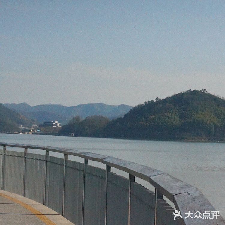 杭州周末游的好去处！临安青山湖国家森林公园