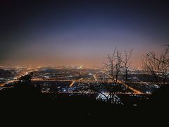 -鬼笑石后山停车场
