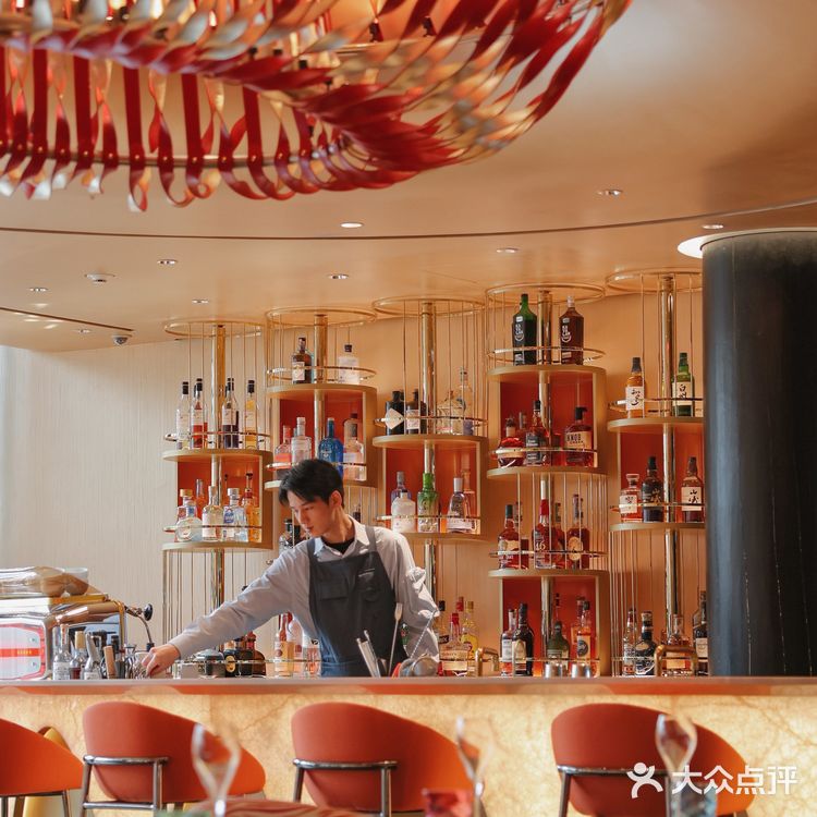 还得是成都！首家LV餐厅，下午茶上新啦～