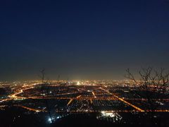 -鬼笑石后山停车场