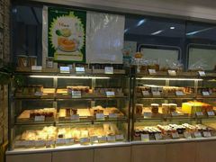 面包甜点陈列柜-花园饼屋·吐司蛋糕面包(星海店)