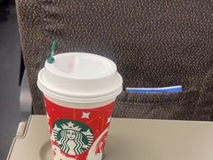 -星巴克(上海虹桥站2A检票口)