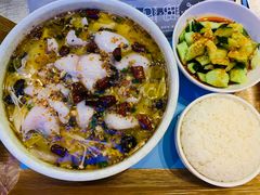 酸菜鱼豪华单人餐-鱼库·不仅是一家烤鱼店(车公庙店)