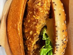咔滋脆鸡腿堡-麦当劳(轻轨曹杨路店)