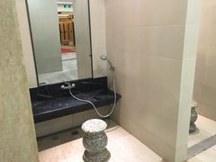 -宁波杭州湾海底温泉
