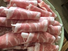 东镇肥牛-东镇老火锅(长春路首店)