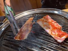 -汉城烤肉·黑金冠(华山路店)
