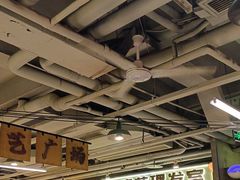 -红九格老火锅(三峡广场店)