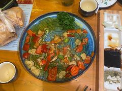 -老滇山寨•云南特色菜•地方菜•民族风情歌舞表演(金碧店)