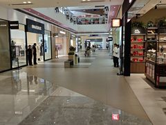 -宁波杉井奥特莱斯广场