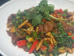 -健眺小海鲜(临海后山店)