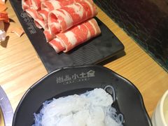 肥牛-尚品小土屋涮毛肚(李沧万达店)