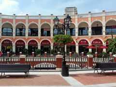 -佛罗伦萨小镇广佛名品奥特莱斯(疏港路店)