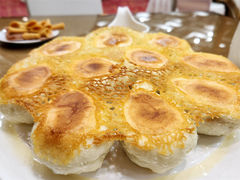 芸豆肉虾仁黄瓜水煎包拼-良友·海鲜青岛菜·海肠捞饭(五四广场店)