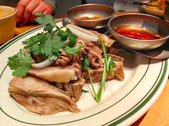 -纳鲁孜·新疆特色餐厅(上海悦荟广场店)