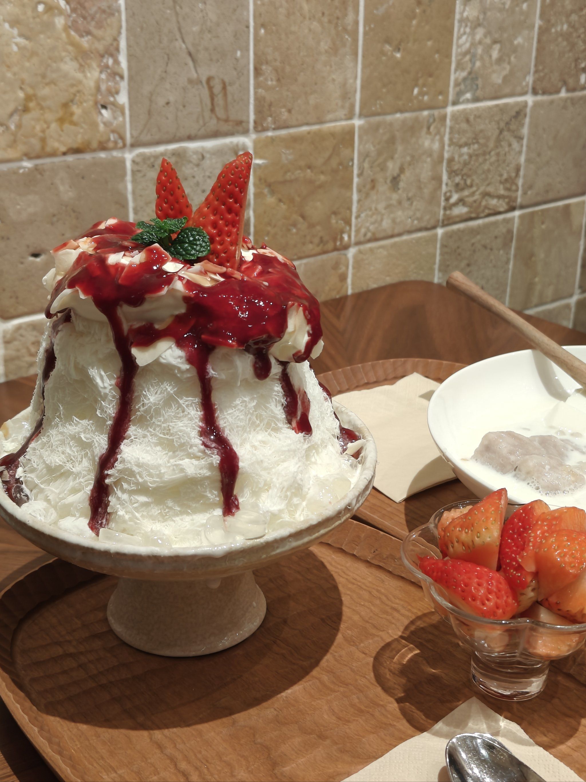 在深圳终于吃到好吃的牛奶冰了!