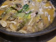 -小小河边鱼(天润城店)