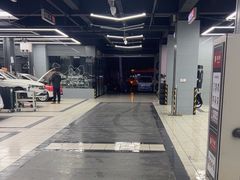 -哈贝卡汽车服务连锁(硕士路店)