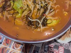 -大脸鸭记鸭血粉丝·小锅米线(水游城店)