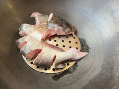 -老刘生态大鱼坊铁锅炖鱼(赛马场店)