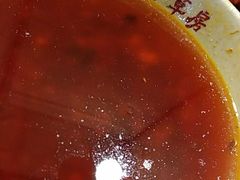 -茅草房·河畔园林火锅