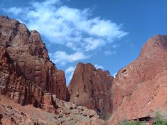 -天山神秘大峡谷