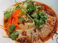 石河子凉皮-楼兰新疆主题餐厅(悠方店)
