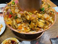 麻辣酱香蛙锅-沪小二铜炉蛙锅(苏州中心星悦汇店)