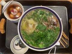 -云阿蛮云南生烫牛肉米线(奉贤路店)