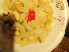 -黄泥岗·地道湖北菜(奥特莱斯店)