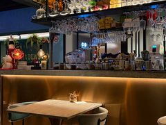 -SHADOWS•Bistro&Eatery(安福路店)