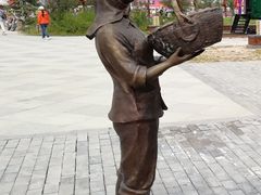 -百里峡七彩艺术小镇