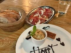 -羽深肉铺 Steak & Wine