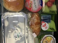-西沃古尔·拉姆古兰爵士国际机场