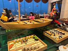 -荣誉国际酒店-云顶旋转餐厅