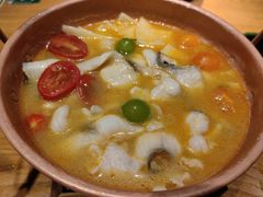 版纳野果酸汤鱼-云海肴·汽锅鸡·云南菜(高德置地店)