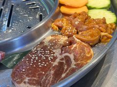 -哈哈碳都·牛肋条无限自助烤肉(台江万达店)