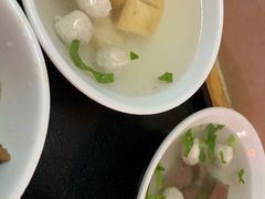 -松树干拌面店