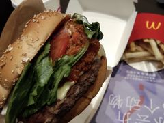 金尊肉酱安格斯厚牛堡套餐-麦当劳(捞品城店)