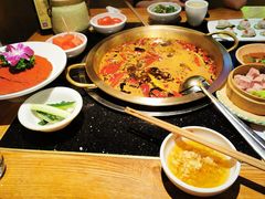 -潮火锅·麻辣牛肉火锅(观音桥方圆·LIVE店)