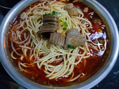 -薛记襄阳香辣牛肉面(平安路店)