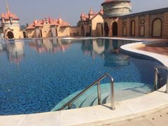 -泉城欧乐堡戏水湾艺术养生温泉