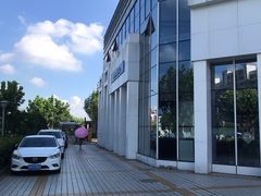 -上海绿地东一汽马自达4S店(彭浦新村店)