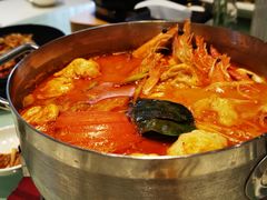 -万龙洲海鲜(大兴绿地缤纷城店)