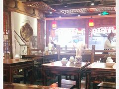 大堂-张氏宽窄巷成都名小吃(茂业百货华强北店)