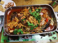 东巴烤鱼-88号小吃店·经典云南菜·地道纳西美食