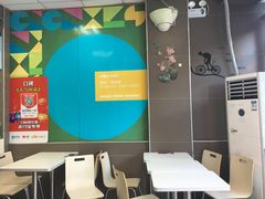 -华莱士·全鸡汉堡(柳州店)